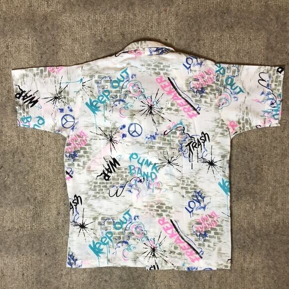 Rare 1980’s Vintage graffiti “Punk Band” Short-Sleeved Button Down - Picture 6 of 7